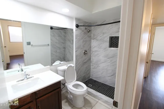 $2,499 | 621 West Los Lagos Vista Avenue, Mesa, AZ 85210