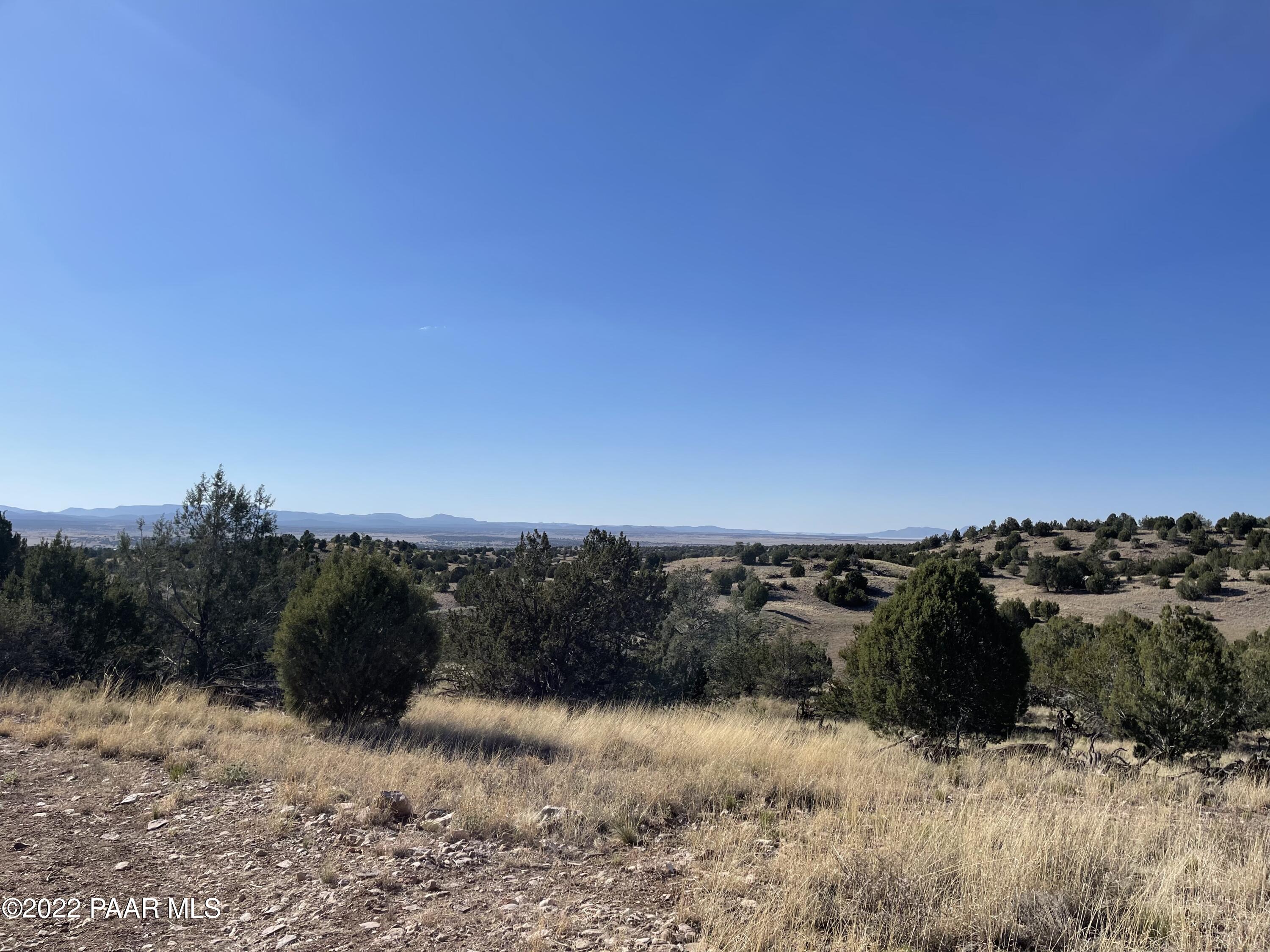 18100 Crossroads Ranch Road Prescott, AZ 86305 - Photo 33 of 40 a view of mountains and mountain