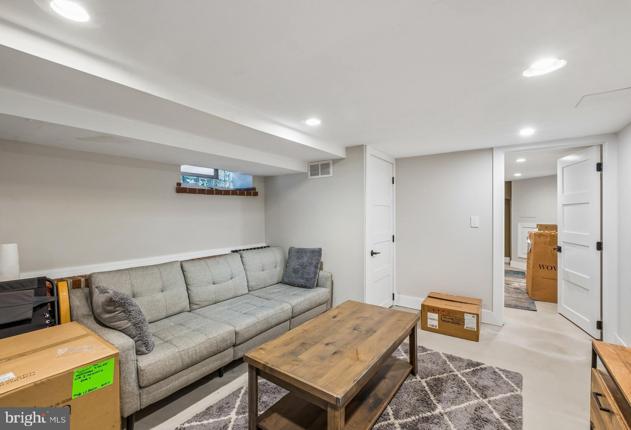 357 Lemonte Street Philadelphia, PA 19128 - Photo 14 of 26