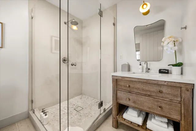 $5,995,000 | 6 East Valerio Street, Santa Barbara, CA 93101