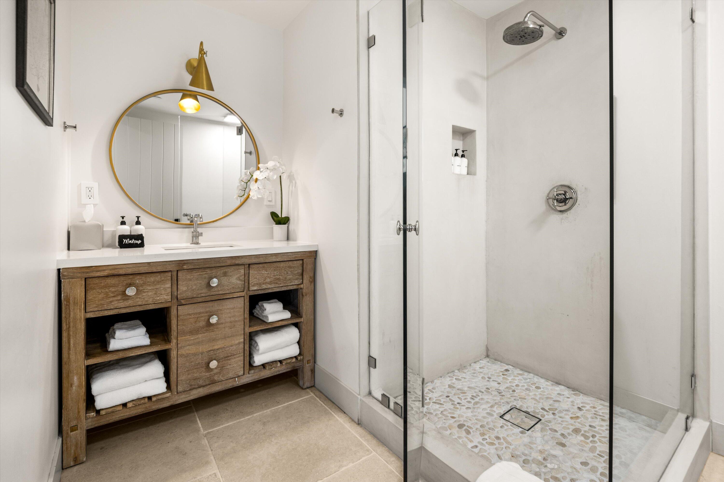 6 East Valerio Street Santa Barbara, CA 93101 - Photo 60 of 74 8 E Valerio Bedroom 3 Bathroom