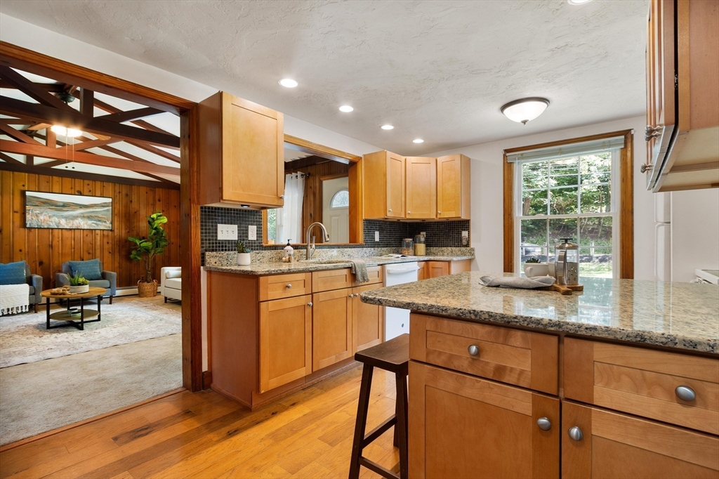 203 Center Depot Road Charlton, MA 01507 - Photo 13 of 41 Gallery Image 13