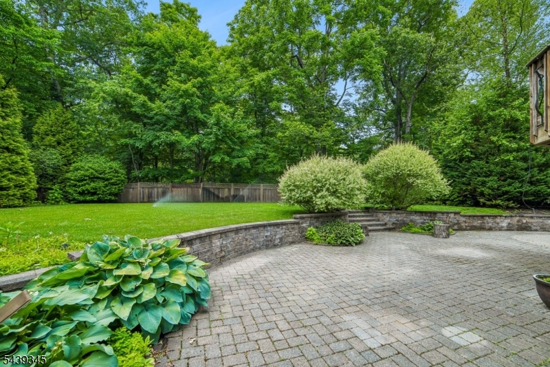 87 Reinman Road Warren, NJ 07059 - Photo 41 of 43