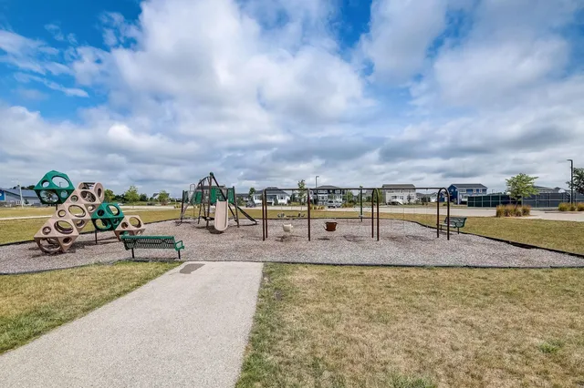 $659,900 | 4070 Whistle Rock, DeForest, WI 53532