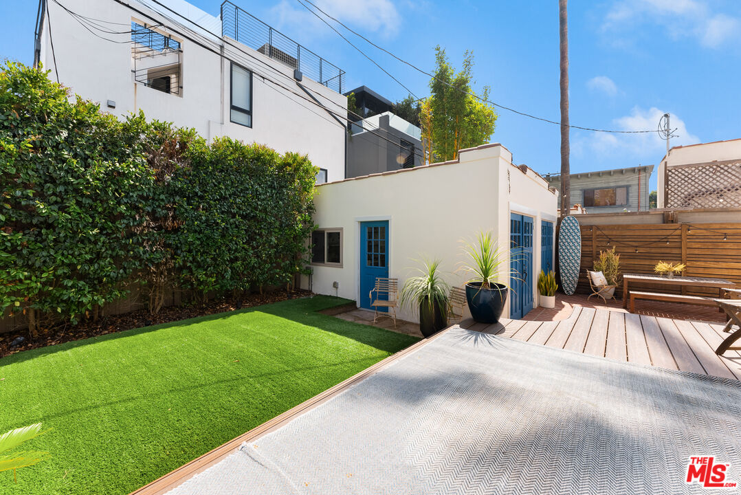 1774 Washington Way Venice, CA 90291 - Photo 22 of 30