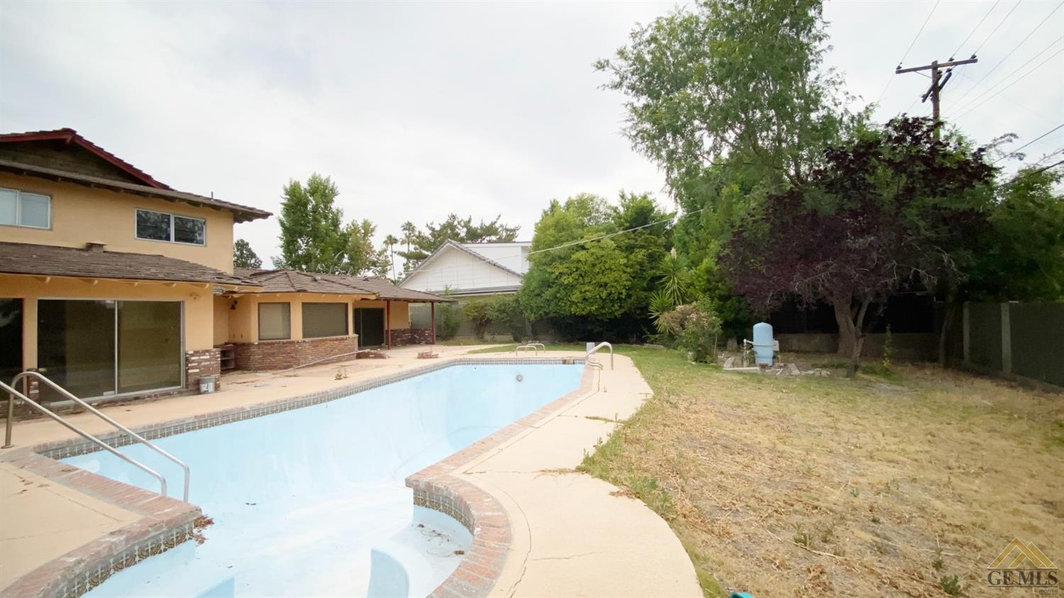 3001 Panorama Drive Bakersfield, CA 93306 - Photo 17 of 21