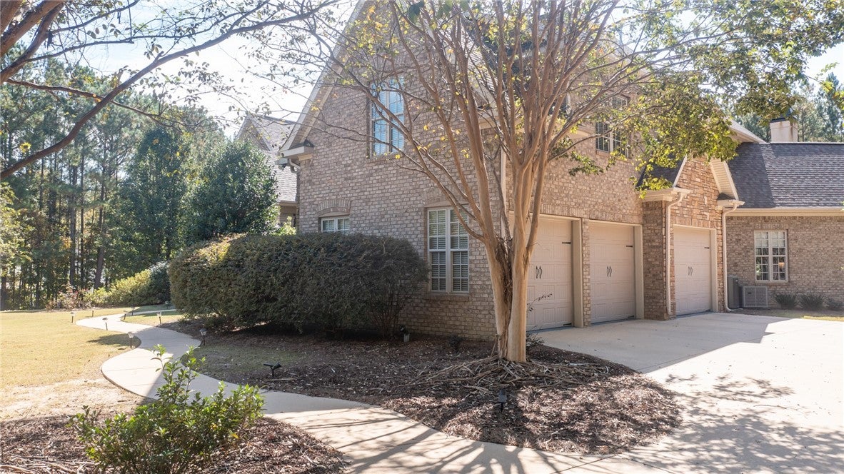 1907 West Farmville Road Auburn, AL 36879 - Photo 5 of 50 Gallery Image 5