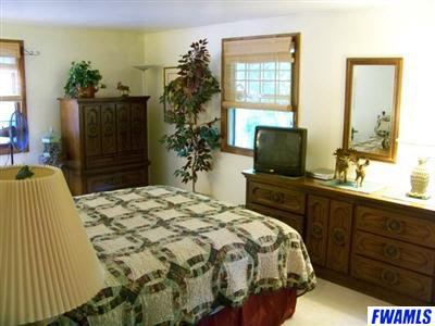 2230 Stonington Road Fort Wayne, IN 46845 - Photo 18 of 24