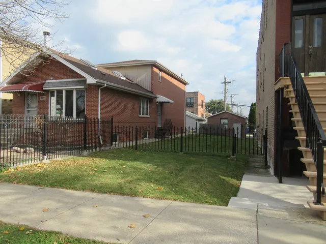 $1,245,000 | 3315 South Wood Street, Chicago, IL 60608