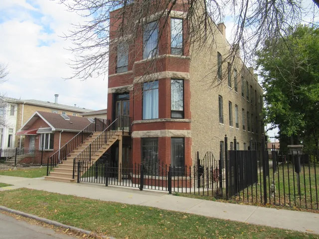 $1,245,000 | 3315 South Wood Street, Chicago, IL 60608
