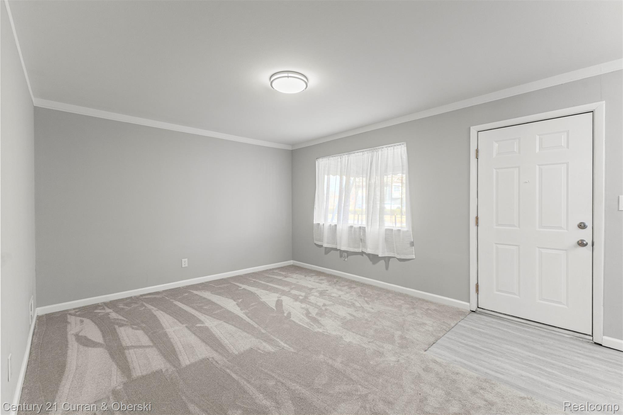 7120 Jackson Street Taylor, MI 48180 - Photo 11 of 24 14.jpg