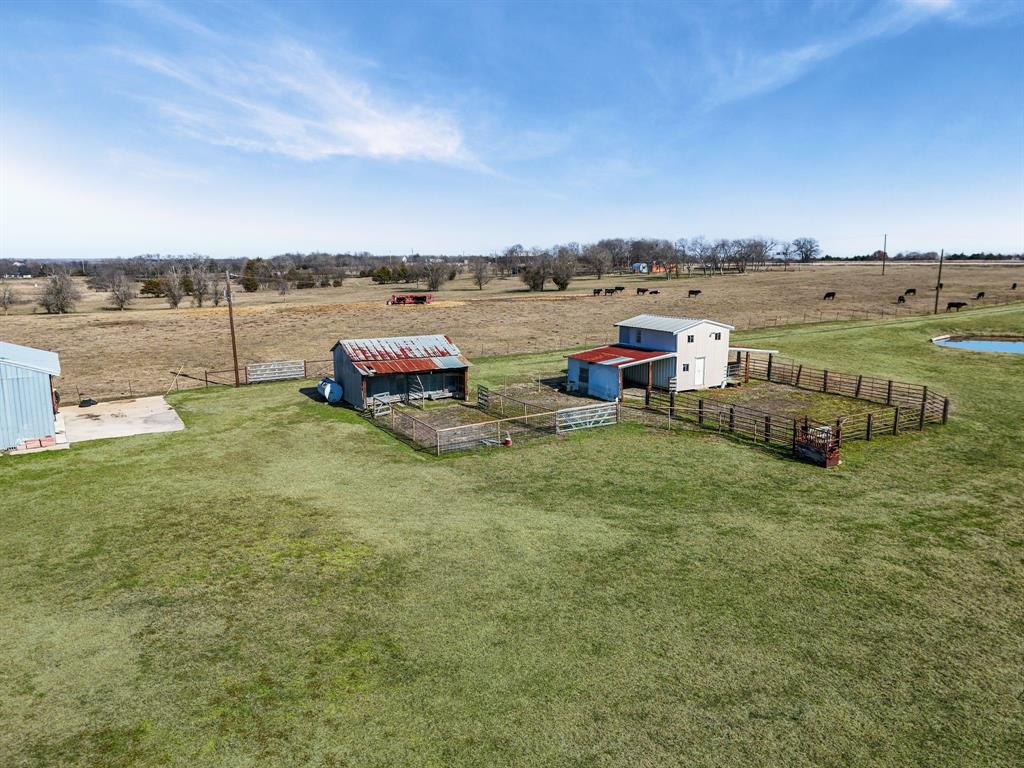 8511 Highway 78 Blue Ridge, TX 75424 - Photo 9 of 37 Gallery Image 9