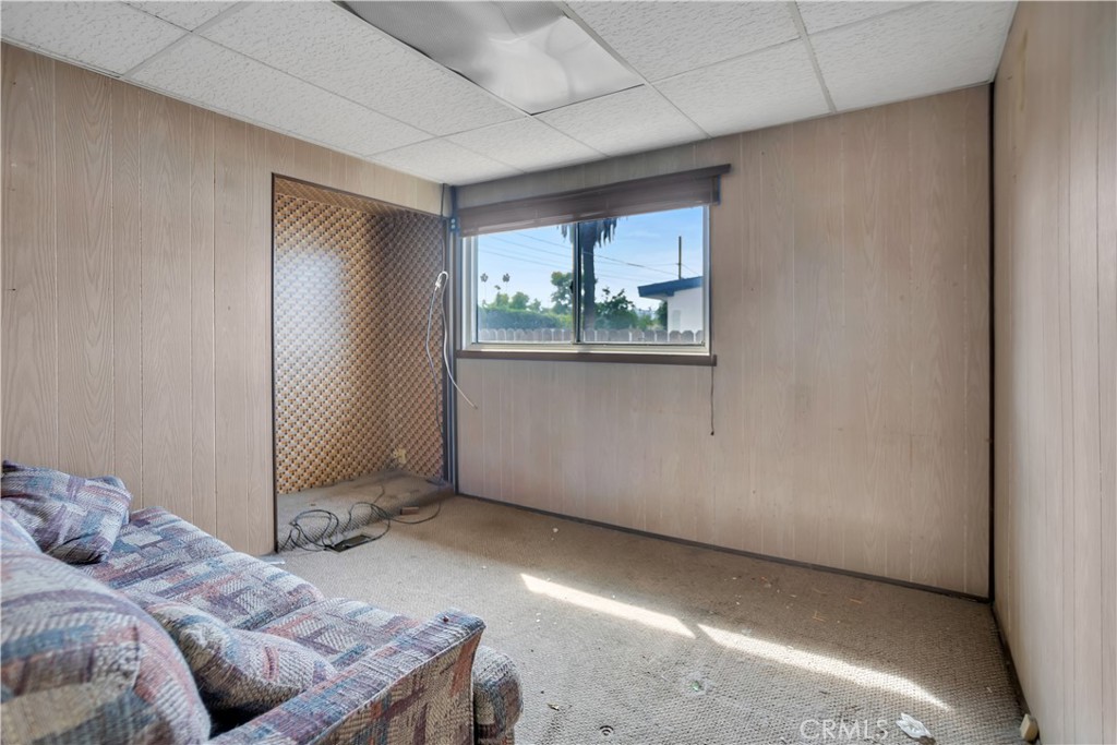 9304 Martha Way Riverside, CA 92503 - Photo 11 of 25