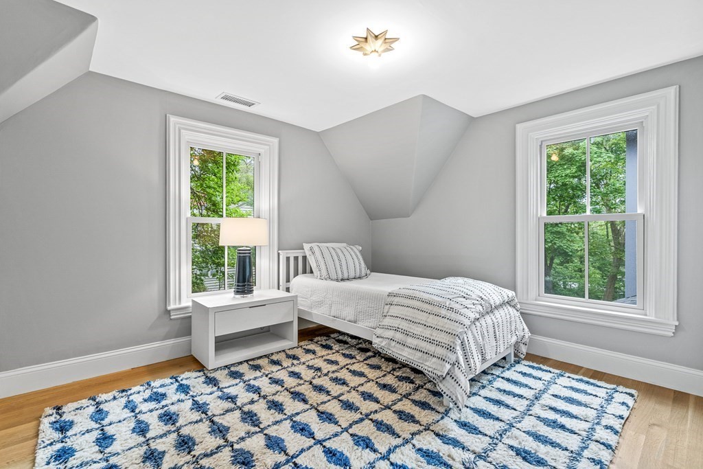 65 Crest Road Wellesley, MA 02482 - Photo 25 of 38