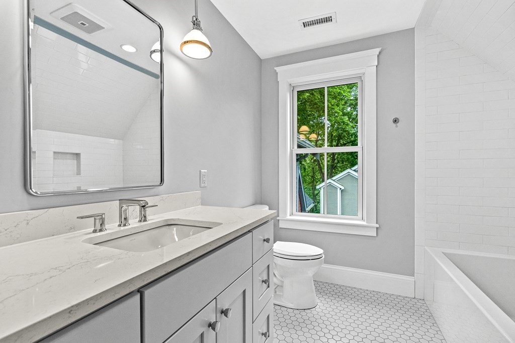 65 Crest Road Wellesley, MA 02482 - Photo 27 of 38