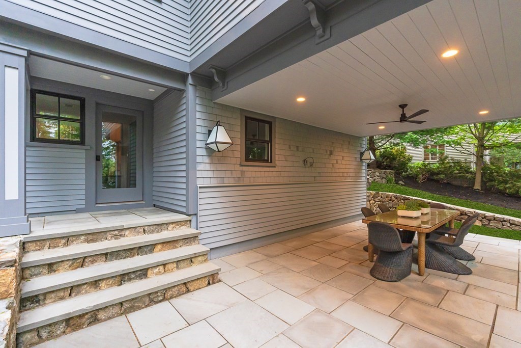 65 Crest Road Wellesley, MA 02482 - Photo 32 of 38