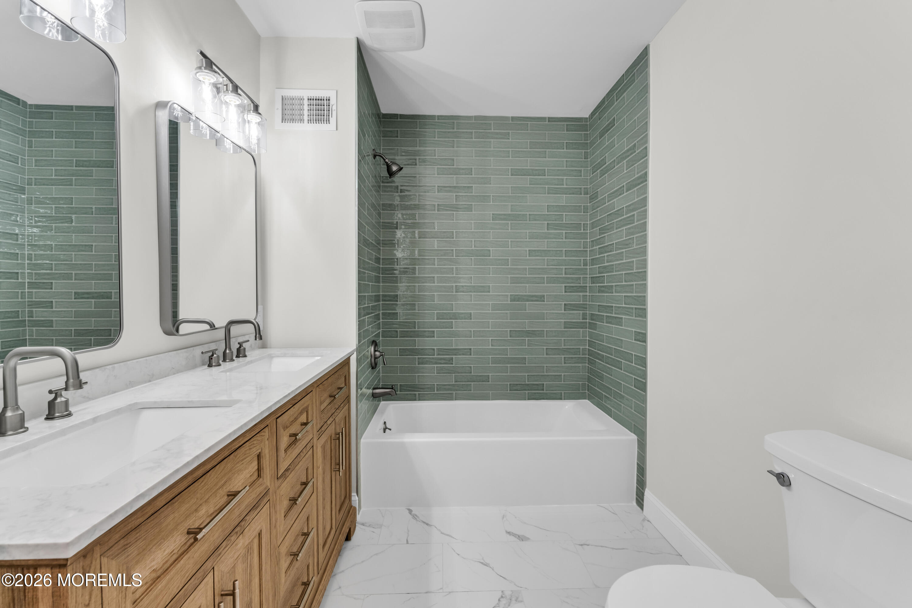 210 Keller Street Bayville, NJ 08721 - Photo 12 of 30 photos_high_resolution_HOM04331