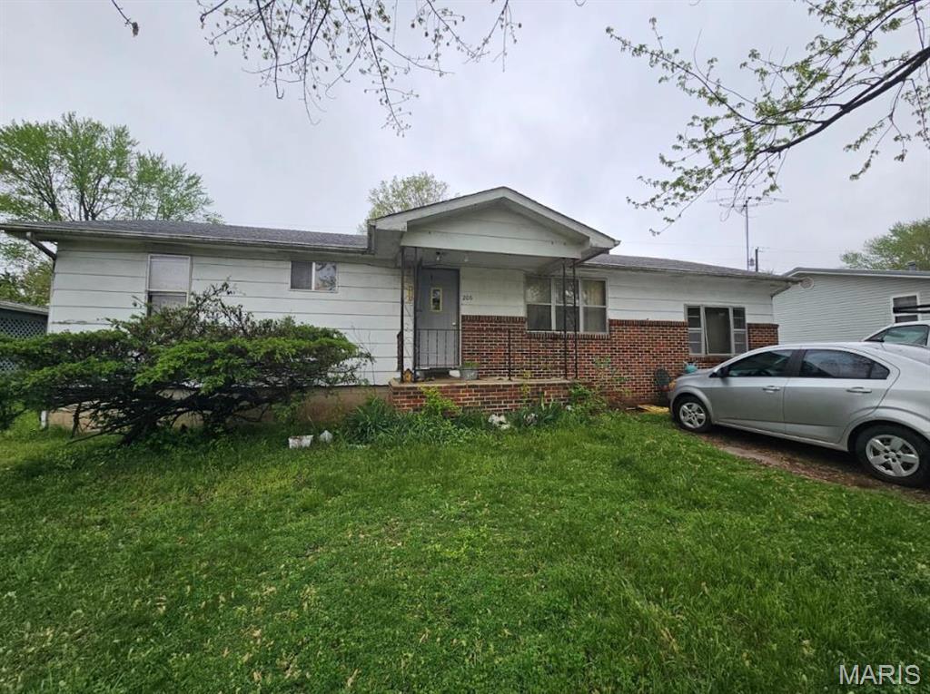 206 Sunset Road Dixon, MO 65459 - Photo 1 of 10