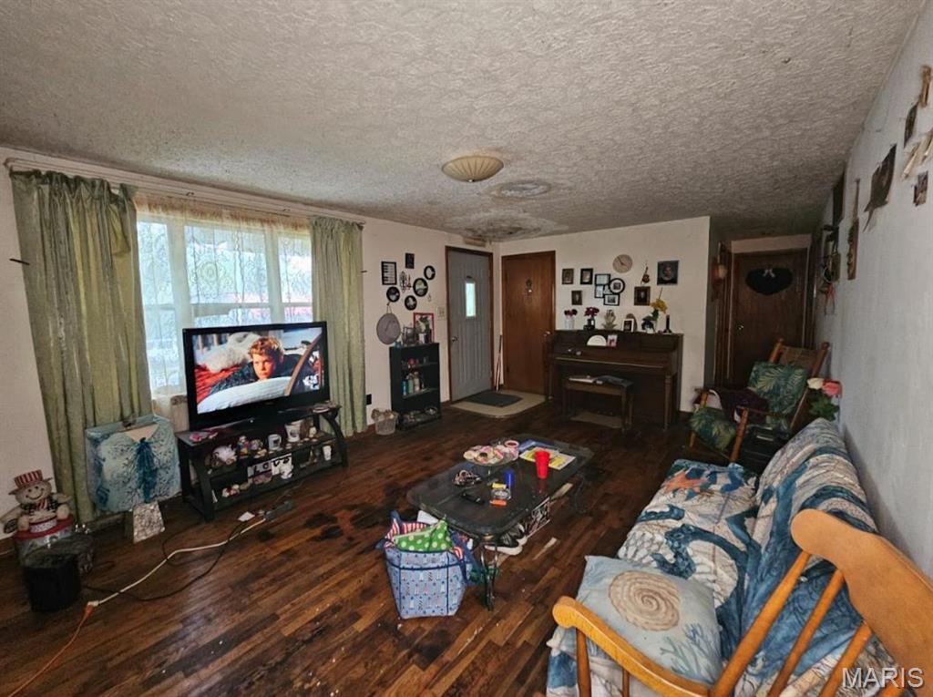 206 Sunset Road Dixon, MO 65459 - Photo 5 of 10