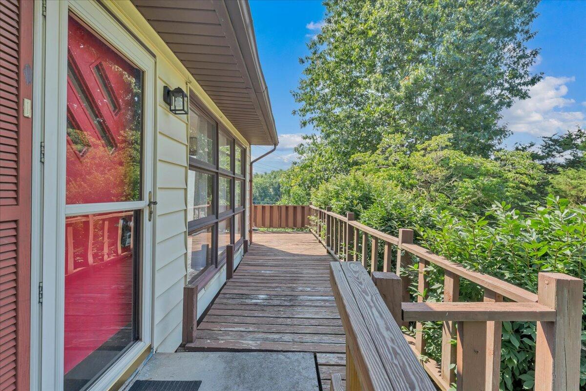 201 Long Avenue Covington, VA 24426 - Photo 5 of 43 a view of balcony