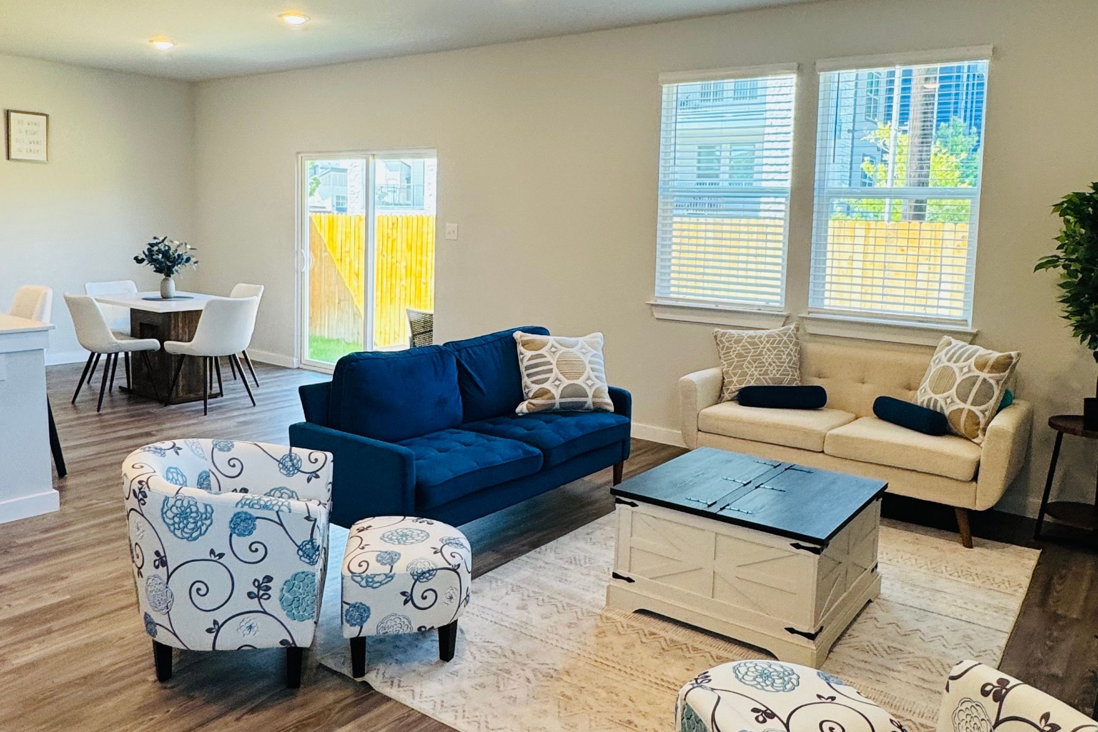 5935 West Hausman Road, Unit 1 San Antonio, TX 78249 - Photo 4 of 14 Living area featuring light wood-style flooring and recessed lighting