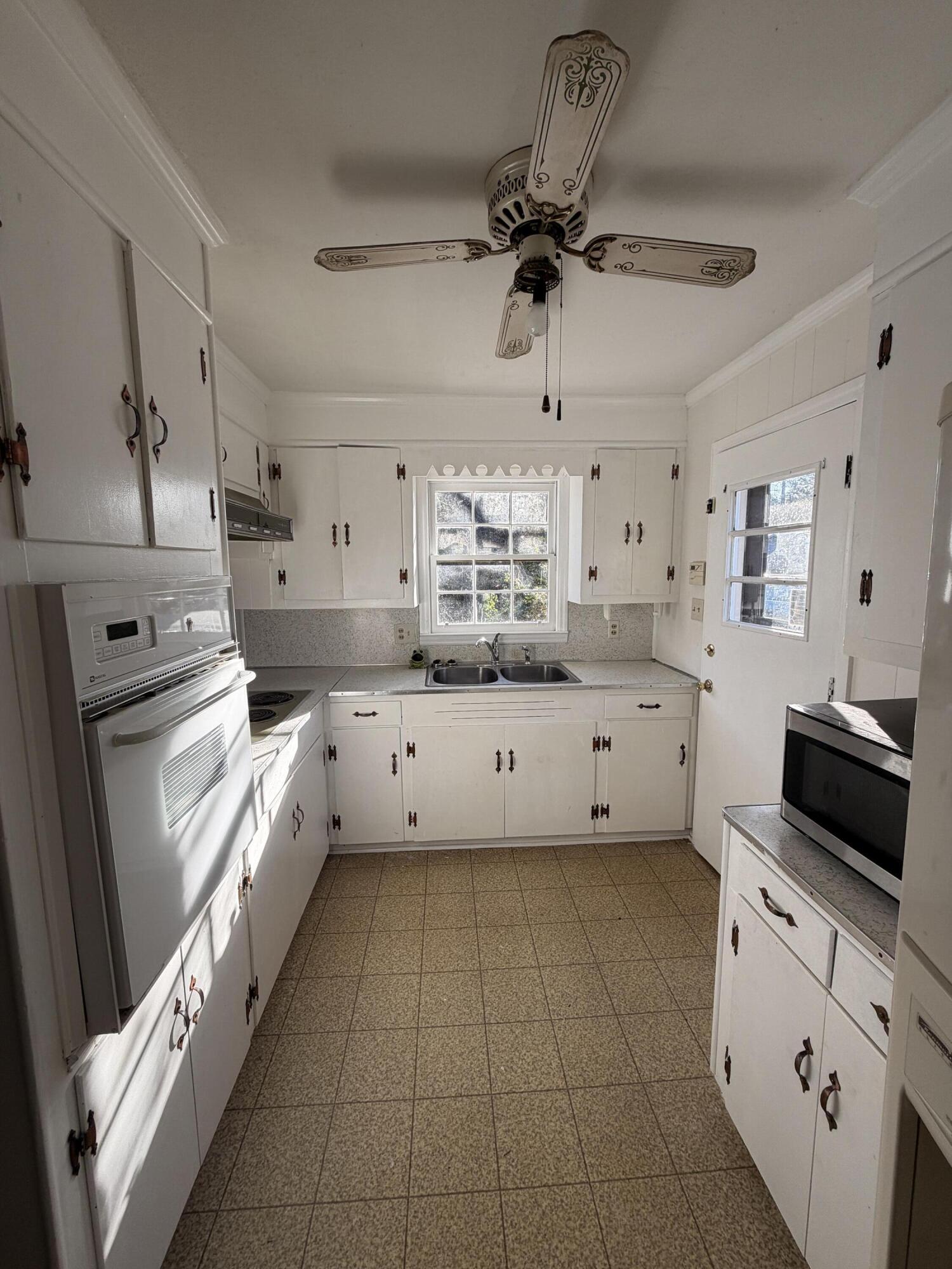 1103 Jeter Street Edgefield, SC 29824 - Photo 26 of 26