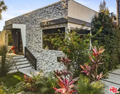 $2,999,000 | 10915 Ayres Avenue, Los Angeles, CA 90064