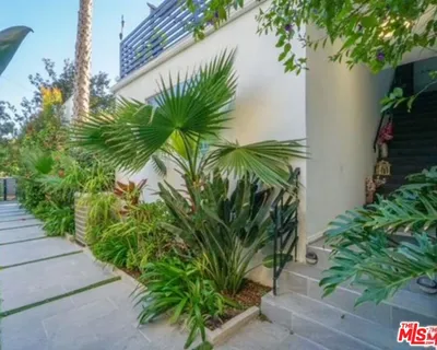 $2,999,000 | 10915 Ayres Avenue, Los Angeles, CA 90064