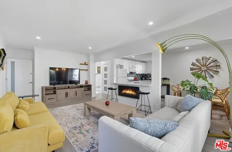 $2,999,000 | 10915 Ayres Avenue, Los Angeles, CA 90064