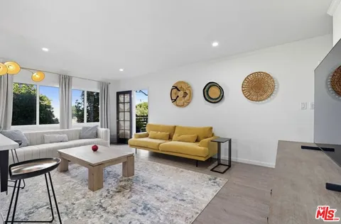 $2,999,000 | 10915 Ayres Avenue, Los Angeles, CA 90064