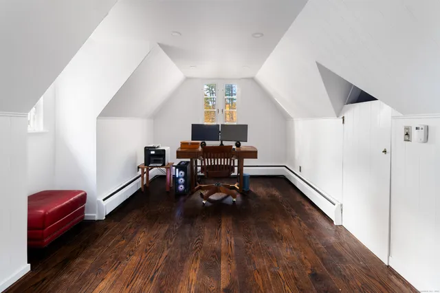 $2,150,000 | 271 Hunting Ridge Road, Stamford, CT 06903