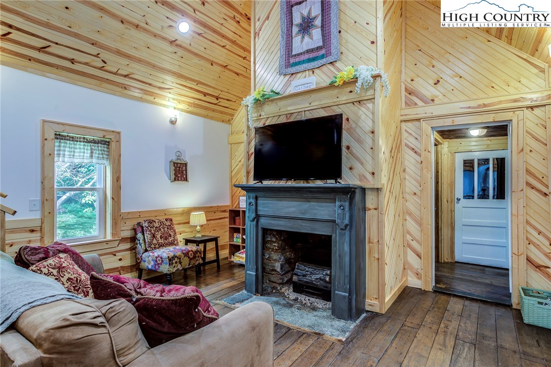 604 Colvard Farm Road Jefferson, NC 28640 - Photo 13 of 39 Gallery Image 13