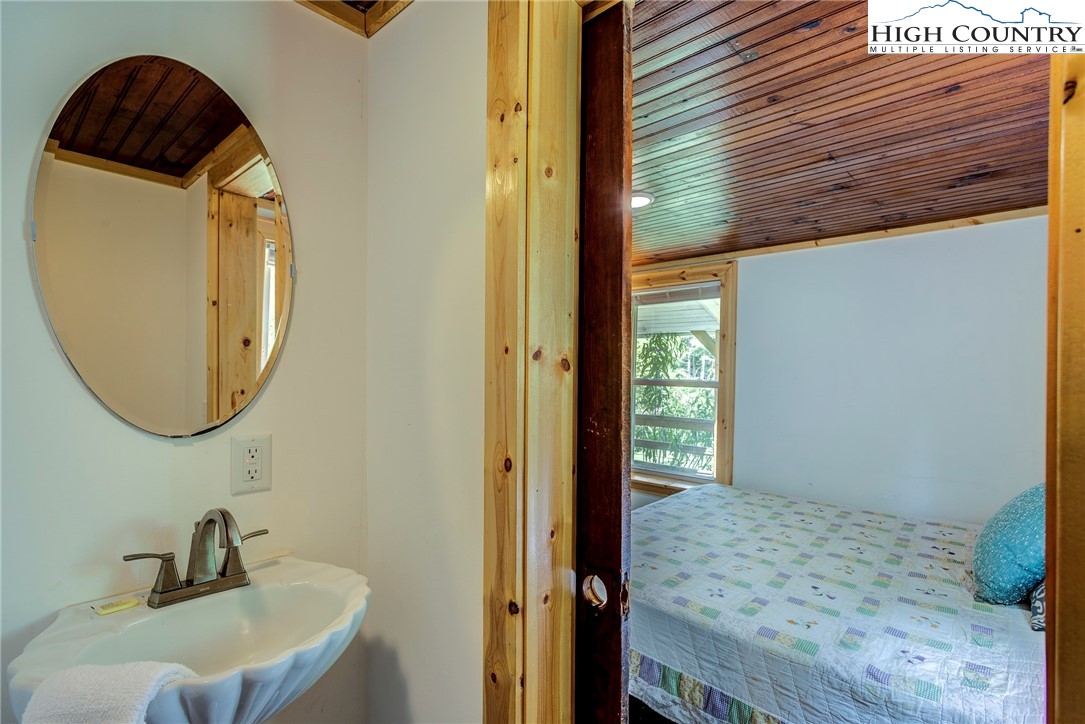 604 Colvard Farm Road Jefferson, NC 28640 - Photo 29 of 39 Gallery Image 29