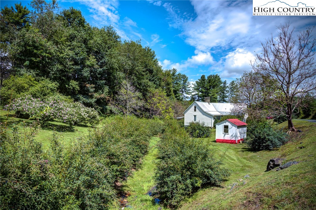 604 Colvard Farm Road Jefferson, NC 28640 - Photo 3 of 39 Gallery Image 3