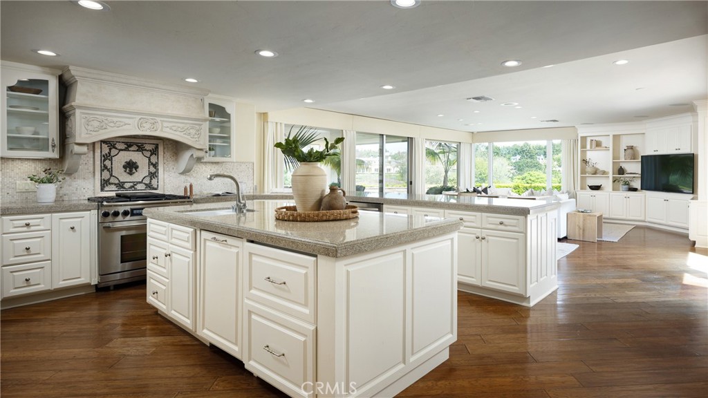 4 Rue Grand Ducal Newport Beach, CA 92660 - Photo 4 of 38