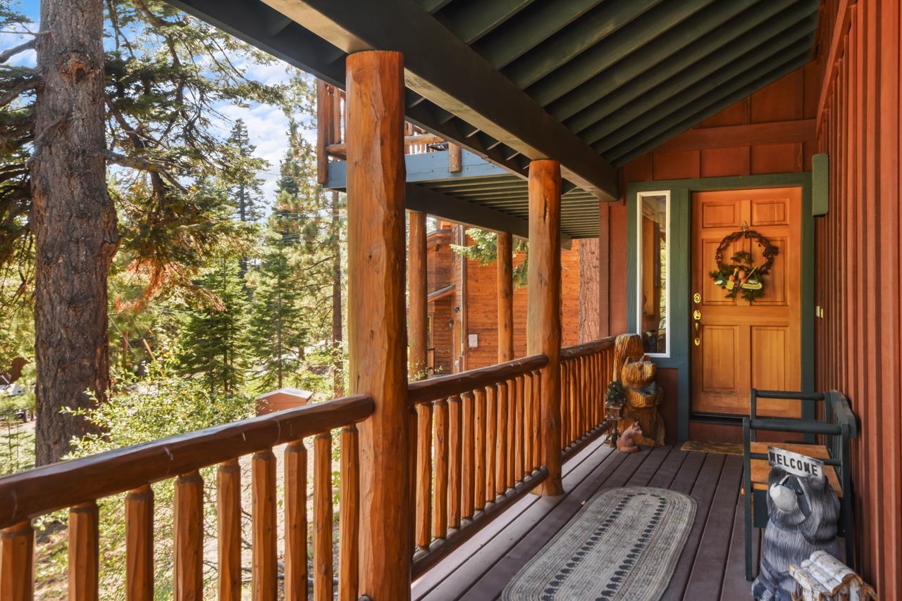 3915 Summit Road Carnelian Bay, CA 96140 - Photo 2 of 28