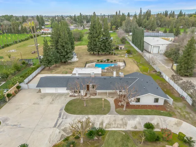 $925,000 | 7284 West Rialto Avenue, Fresno, CA 93723