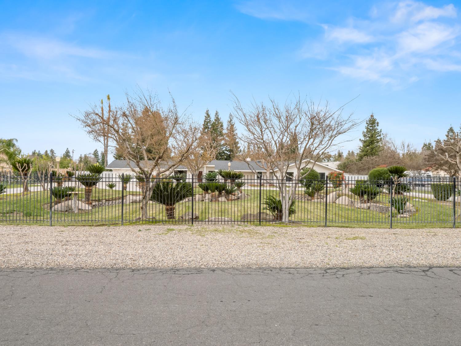 7284 West Rialto Avenue Fresno, CA 93723 - Photo 7 of 60