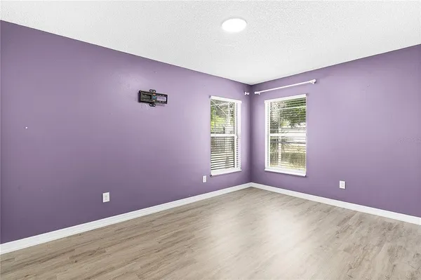 $2,350 | 40045 Palm Street, Lady Lake, FL 32159