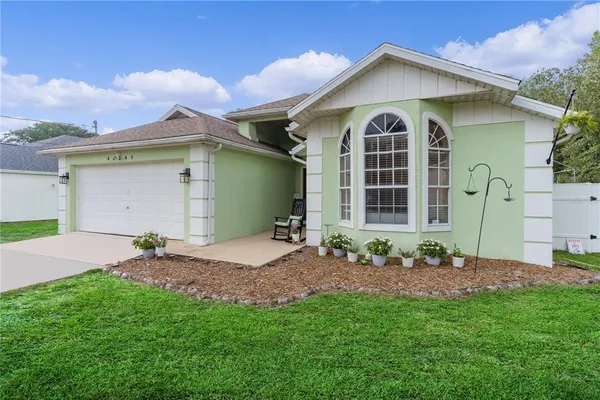 $2,350 | 40045 Palm Street, Lady Lake, FL 32159