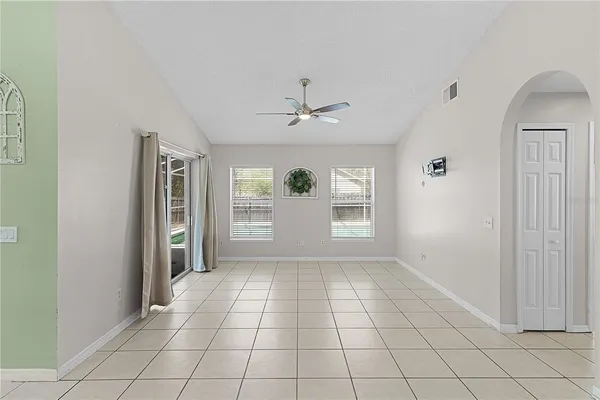 $2,350 | 40045 Palm Street, Lady Lake, FL 32159