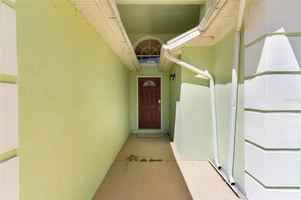 $2,350 | 40045 Palm Street, Lady Lake, FL 32159