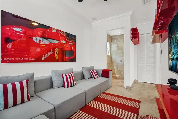 $40,000 | 2143 North Bay Road, Miami Beach, FL 33140