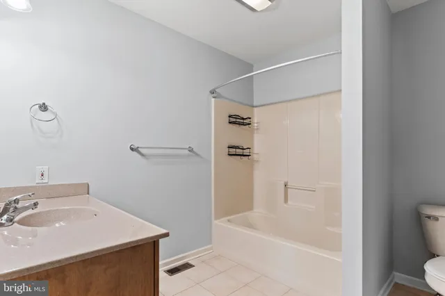 $4,000 | 5002 Greenwood Circle, Enola, PA 17025