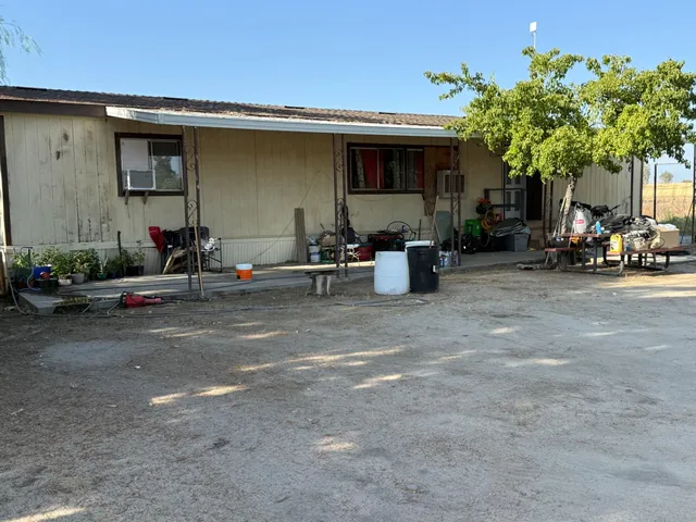 $399,000 | 12326 East Dinuba Avenue, Selma, CA 93662