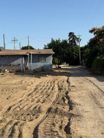 $399,000 | 12326 East Dinuba Avenue, Selma, CA 93662