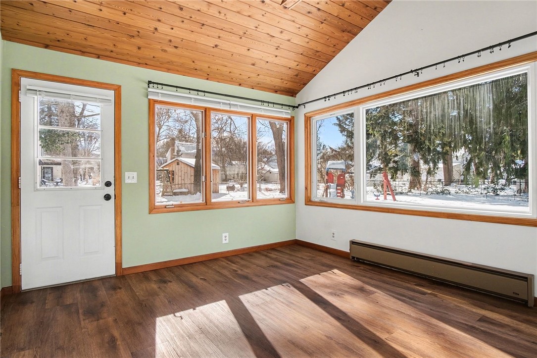 21 Raleigh Road Irondequoit, NY 14617 - Photo 11 of 16