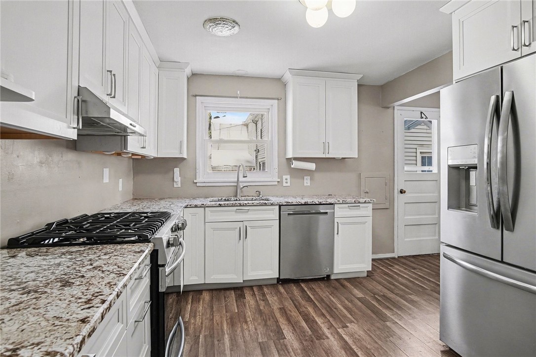 21 Raleigh Road Irondequoit, NY 14617 - Photo 6 of 16