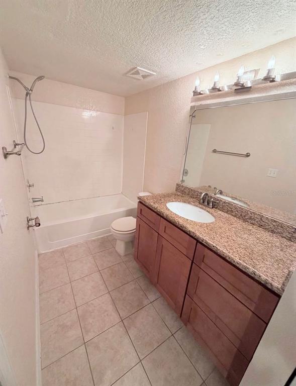 5112 Conroy Road, Unit 13 Orlando, FL 32811 - Photo 14 of 15 Gallery Image 14