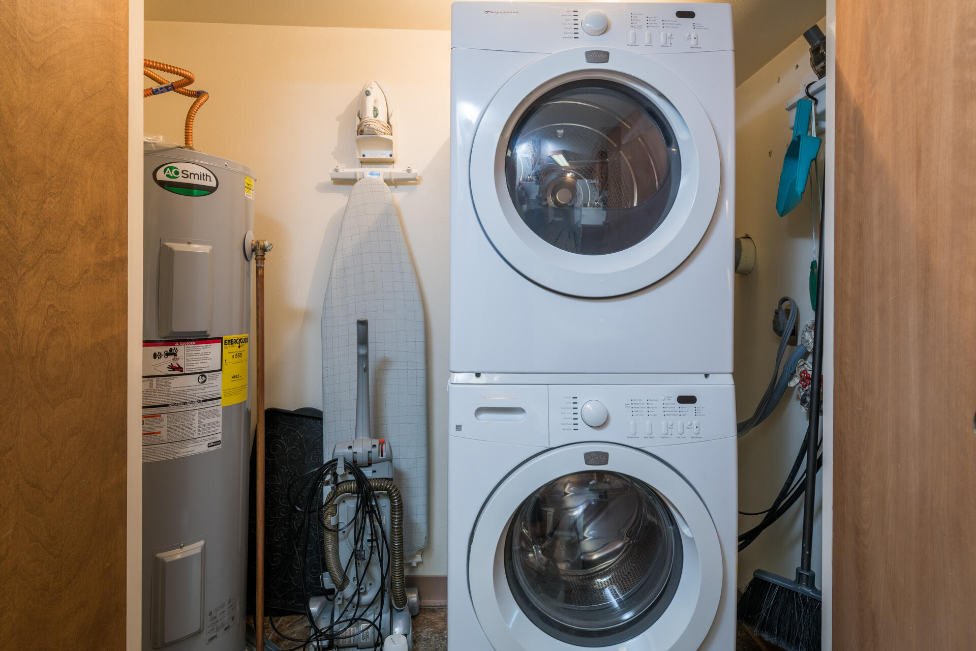 127 Saddle Road, Unit D7 Ketchum, ID 83340 - Photo 15 of 21 Laundry